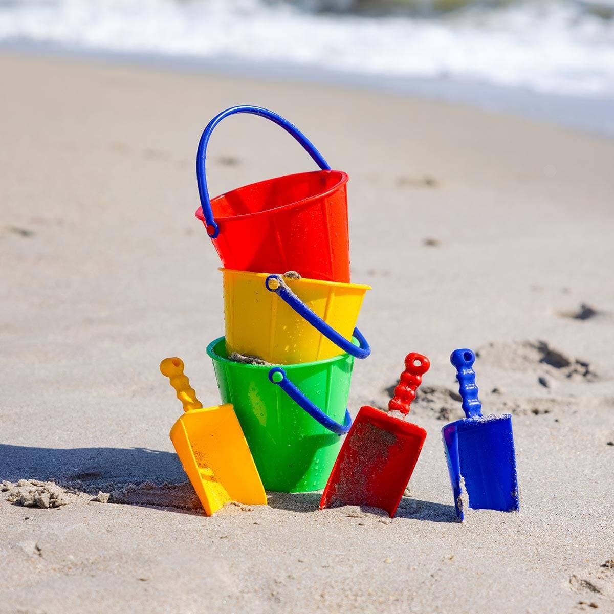 2.5 Liter Pail for Sand & Snow (assorted colors)